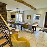 Holiday home La Clef Decamp Chouette & Hibou 30 Pers 2 Jacuzzi, Billard Quibou