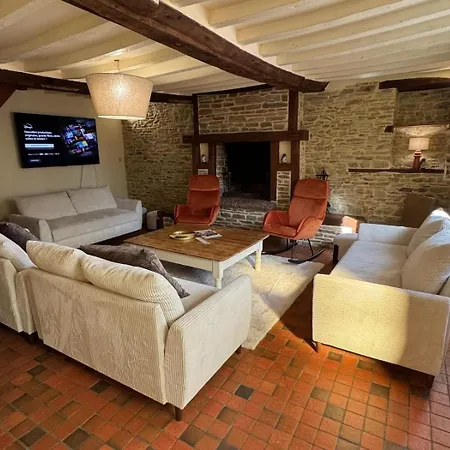 Chouette Et Hibou 30 Pers 2 Jacuzzi, Billard * Quibou