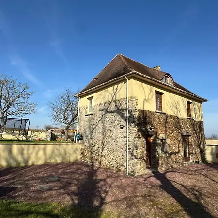 Chouette Et Hibou 30 Pers 2 Jacuzzi, Billard Holiday home