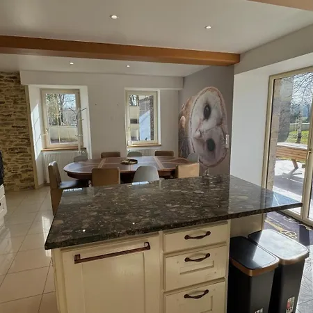 Chouette Et Hibou 30 Pers 2 Jacuzzi, Billard * Quibou