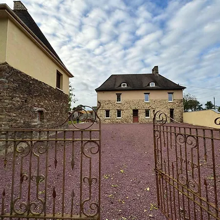 Dom wakacyjny La Clef Decamp Chouette & Hibou 30 Pers 2 Jacuzzi, Billard Quibou