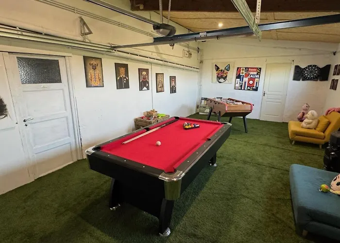 Chouette Et Hibou 30 Pers 2 Jacuzzi, Billard * Quibou