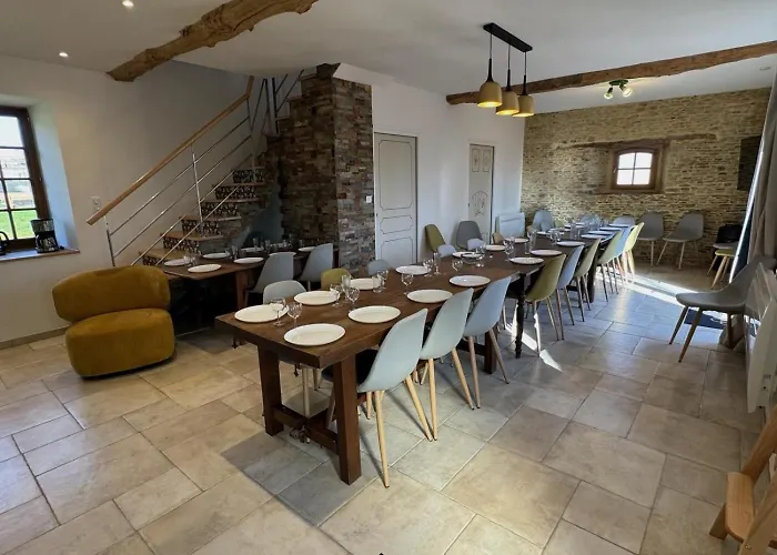 Chouette Et Hibou 30 Pers 2 Jacuzzi, Billard * Quibou