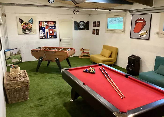 Chouette Et Hibou 30 Pers 2 Jacuzzi, Billard 度假居 *